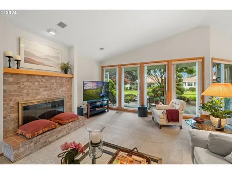 1722 Ne 148th Place Portland OR 97230