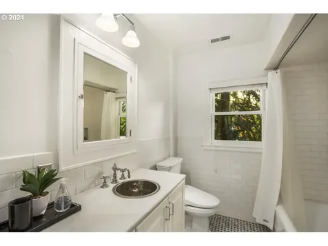 3721 Ne 66th Avenue Portland OR 97213