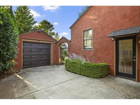 3721 Ne 66th Avenue Portland OR 97213