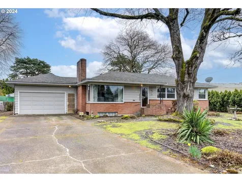 1902 Se 80th Avenue Portland OR 97215