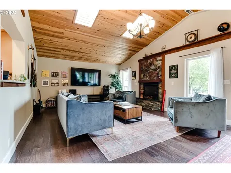 87893 Green Hill Road Eugene OR 97402