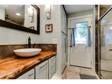 87893 Green Hill Road Eugene OR 97402