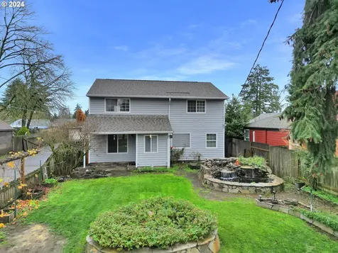 1129 7th Street Springfield OR 97477