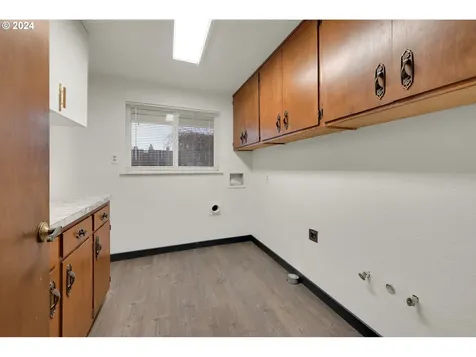 1129 7th Street Springfield OR 97477