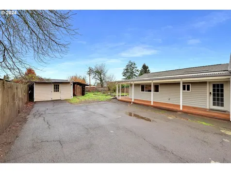 1129 7th Street Springfield OR 97477