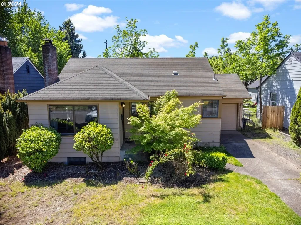 207 Nw 45th Street Vancouver WA 98660