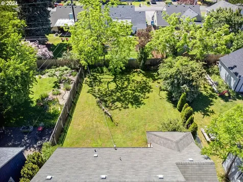 207 Nw 45th Street Vancouver WA 98660
