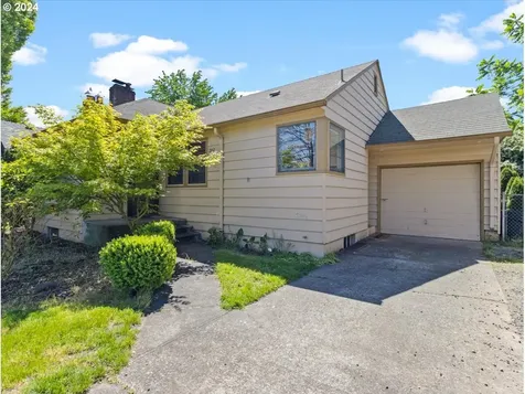 207 Nw 45th Street Vancouver WA 98660