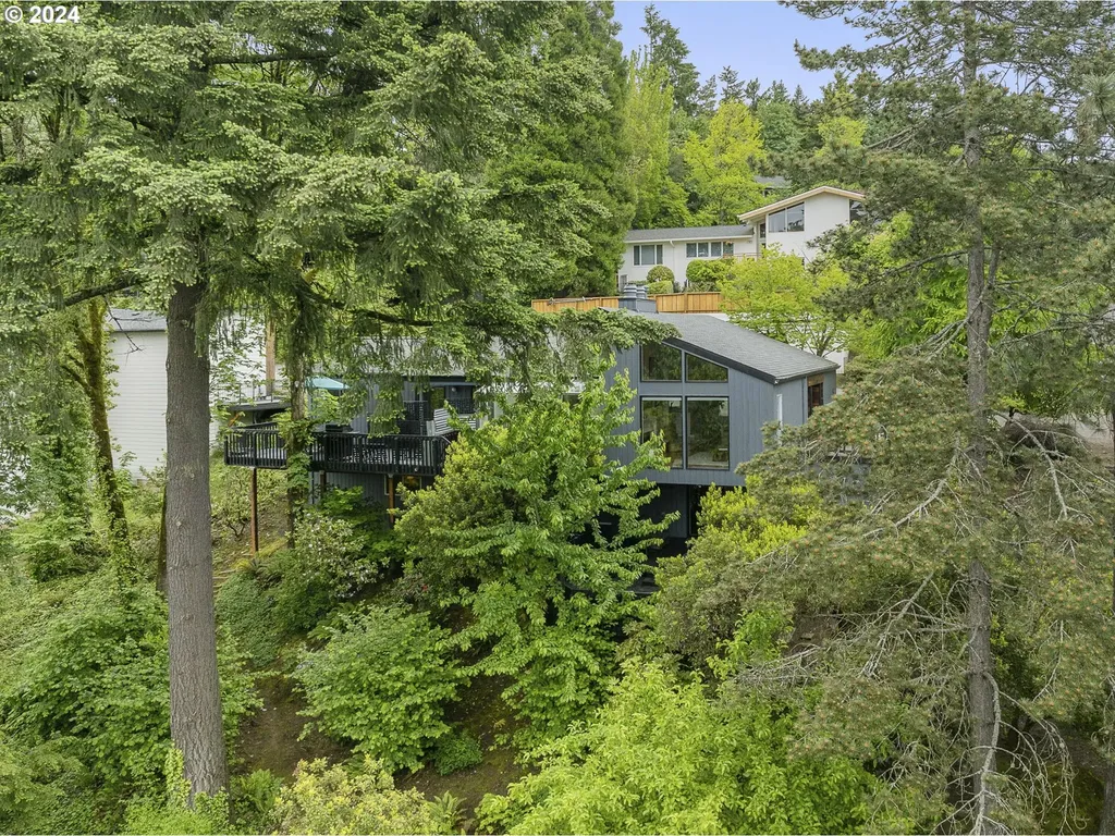 17802 Hillside Way Lake Oswego OR 97034