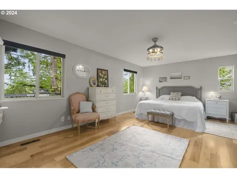17802 Hillside Way Lake Oswego OR 97034