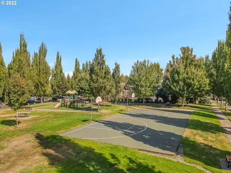 1030 Se Westerland Street Hillsboro OR 97123