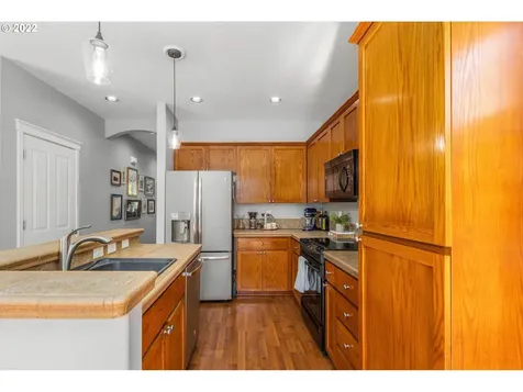 1030 Se Westerland Street Hillsboro OR 97123