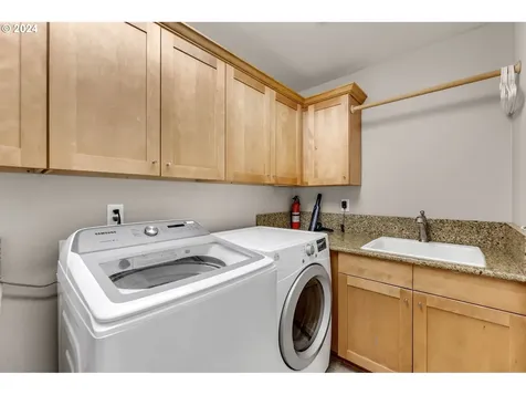 18617 NE Peaceful Drive Brush Prairie WA 98606