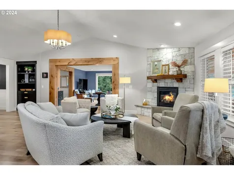 18617 NE Peaceful Drive Brush Prairie WA 98606