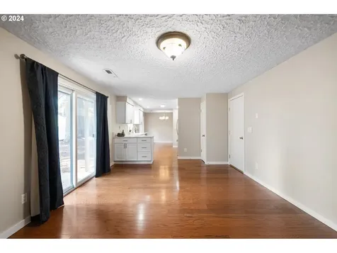 15321 NE 43rd Street Vancouver WA 98682