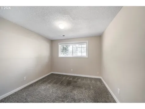 15321 NE 43rd Street Vancouver WA 98682