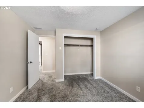 15321 NE 43rd Street Vancouver WA 98682