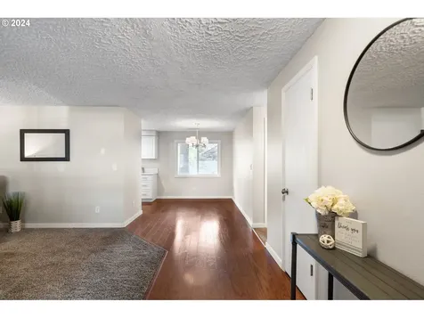 15321 NE 43rd Street Vancouver WA 98682