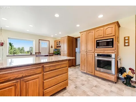 20598 S Upper Highland Road Beavercreek OR 97004
