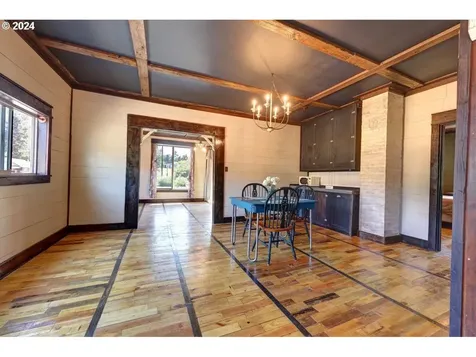 41127 Hillcrest Loop Astoria OR 97103