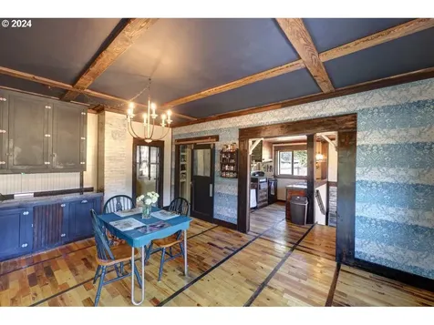 41127 Hillcrest Loop Astoria OR 97103
