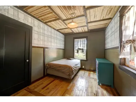 41127 Hillcrest Loop Astoria OR 97103