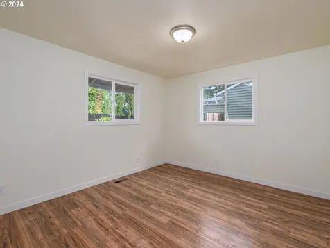 10747 Se Boise Street Portland OR 97266