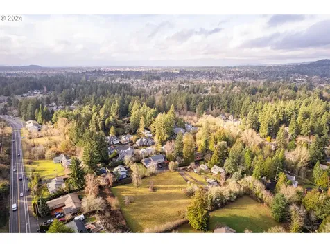 6140 SW Canby Street Portland OR 97219