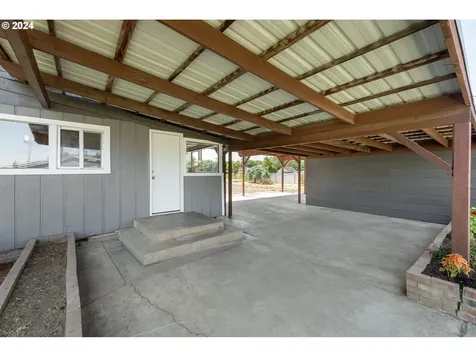 141 Goodman Avenue Oakland OR 97462