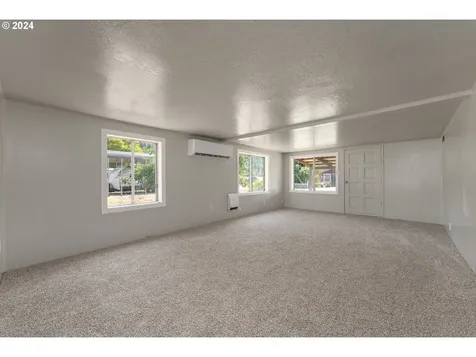 141 Goodman Avenue Oakland OR 97462
