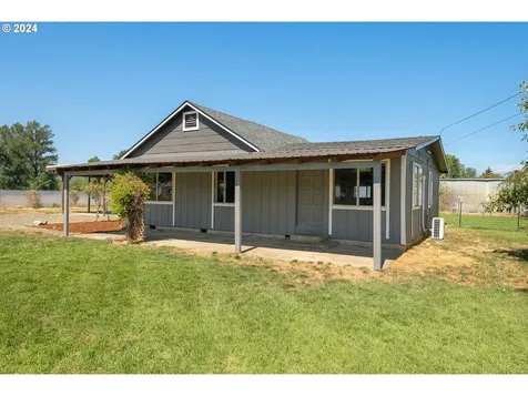141 Goodman Avenue Oakland OR 97462