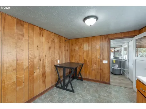 141 Goodman Avenue Oakland OR 97462