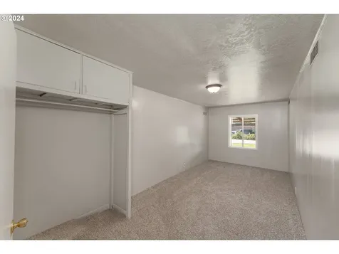 141 Goodman Avenue Oakland OR 97462