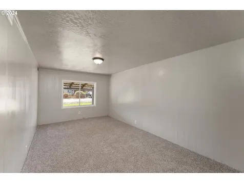 141 Goodman Avenue Oakland OR 97462
