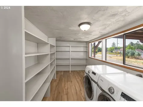 141 Goodman Avenue Oakland OR 97462