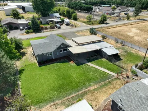 141 Goodman Avenue Oakland OR 97462
