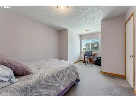 481 Nw Hillcrest Street Mcminnville OR 97128
