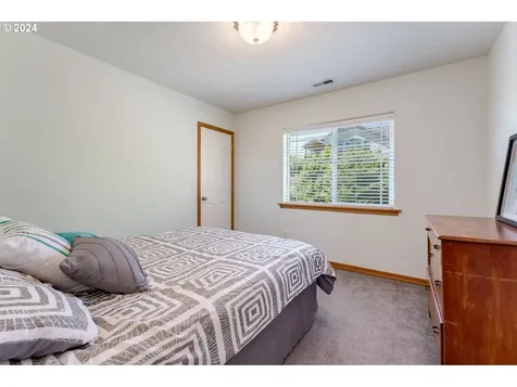 481 Nw Hillcrest Street Mcminnville OR 97128