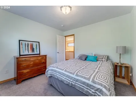 481 Nw Hillcrest Street Mcminnville OR 97128