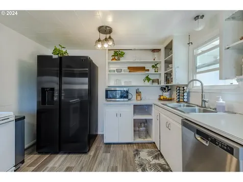 447 19th Street Springfield OR 97477
