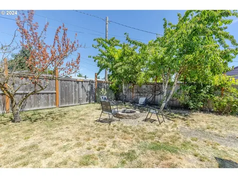 447 19th Street Springfield OR 97477