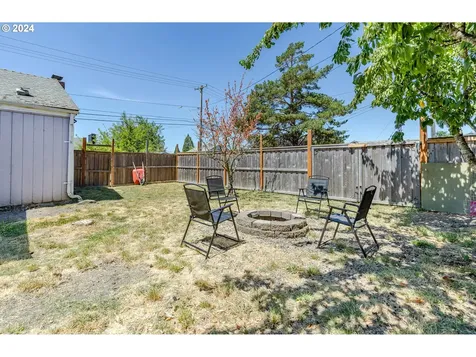 447 19th Street Springfield OR 97477