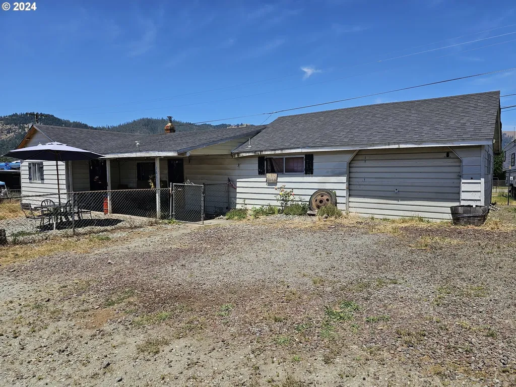 161 Esther Court Myrtle Creek OR 97457