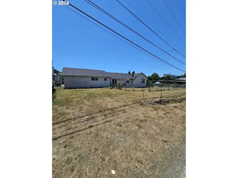 161 Esther Court Myrtle Creek OR 97457