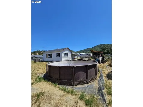 161 Esther Court Myrtle Creek OR 97457