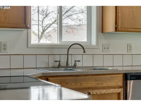 16901 Ne 21st Street Vancouver WA 98684