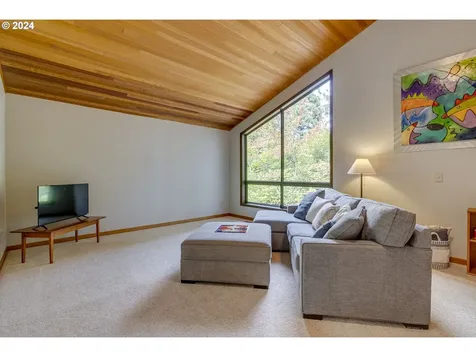 4778 Nw Neskowin Place Portland OR 97229