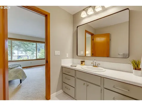 4778 Nw Neskowin Place Portland OR 97229