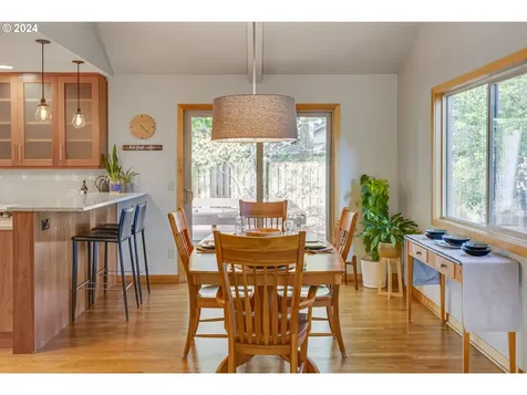 4778 Nw Neskowin Place Portland OR 97229