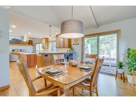 4778 Nw Neskowin Place Portland OR 97229